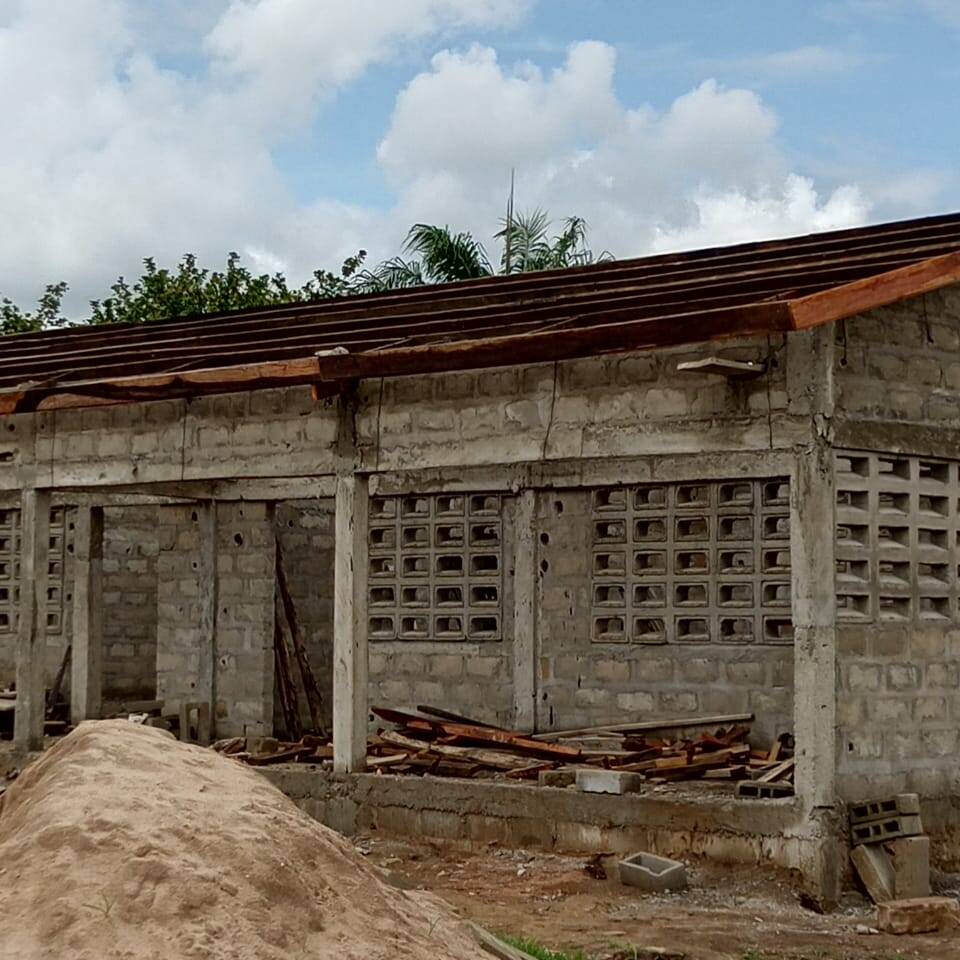 Fortschritte beim Schulbau in Togo!
